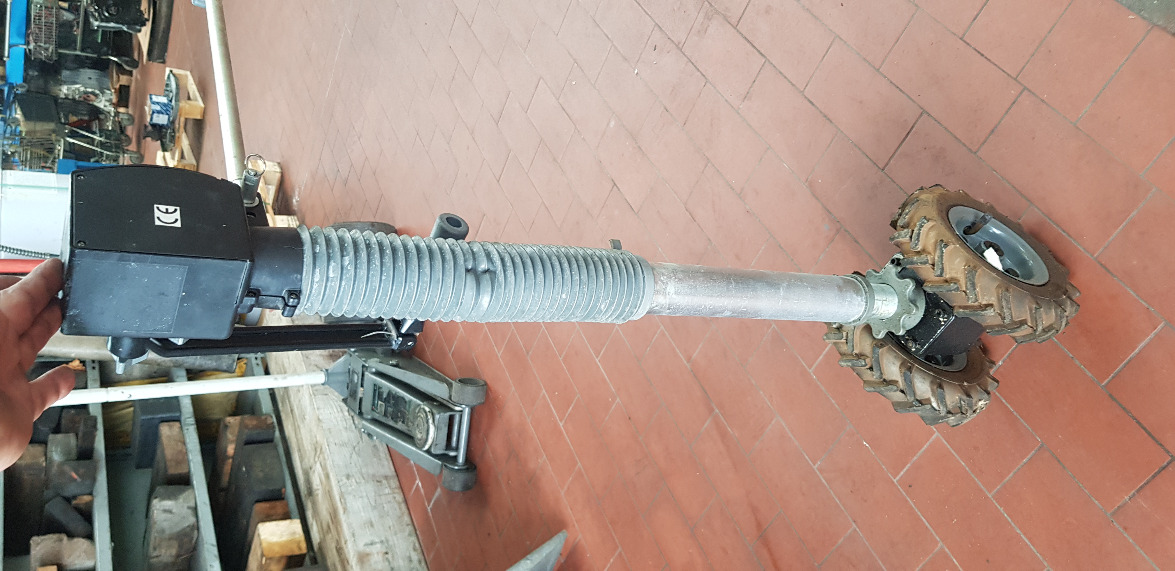 Hitch Drive Rangierhilfe für Wohnwagen / Caravan / Anhänger.